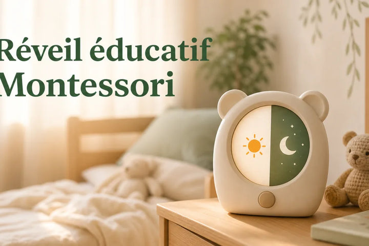 Réveil éducatif Montessori à indicateur jour nuit soleil et lune dans une chambre d'enfant au réveil, Tendre Veilleuse