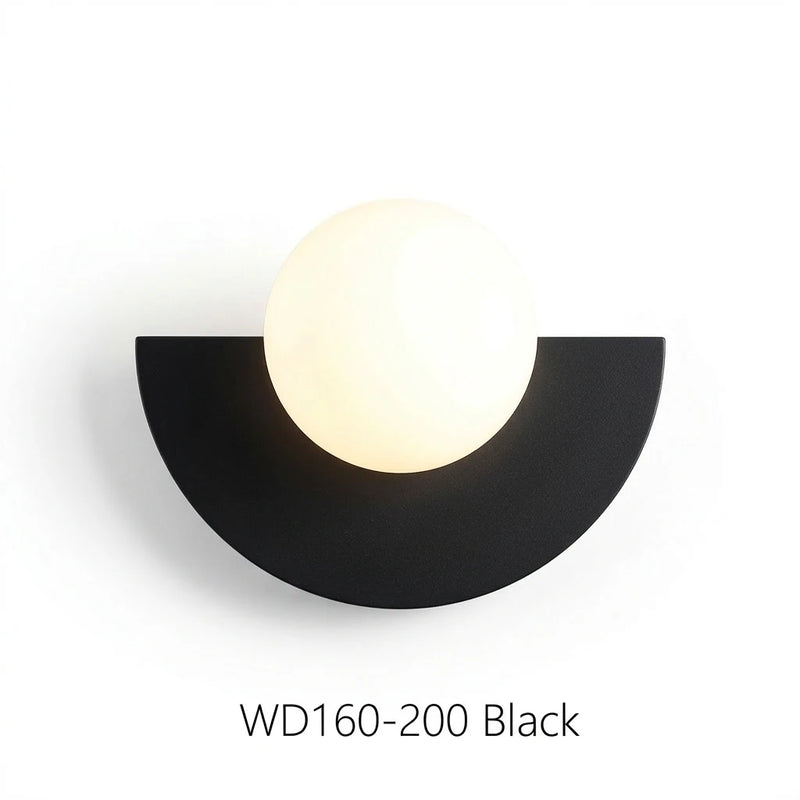 Applique murale boule design nordique G9 coloris noir mat, fer forgé peint, diffusion lumière chaude 360 degrés, certifiée CE ROHS, Tendre Veilleuse