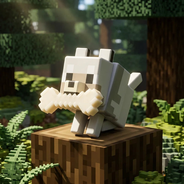 Lampe Minecraft en forme de loup apprivoisé éteinte dans un décor de Taïga, un objet de décoration idéal pour un bureau gamer ou une chambre d'enfant.