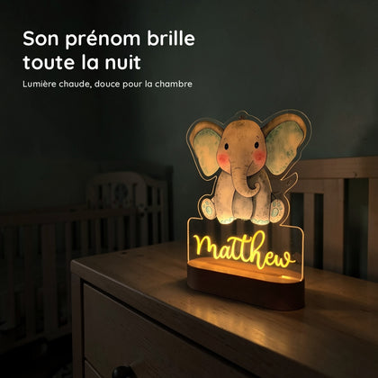Veilleuse éléphant personnalisée avec prénom, socle en bois
