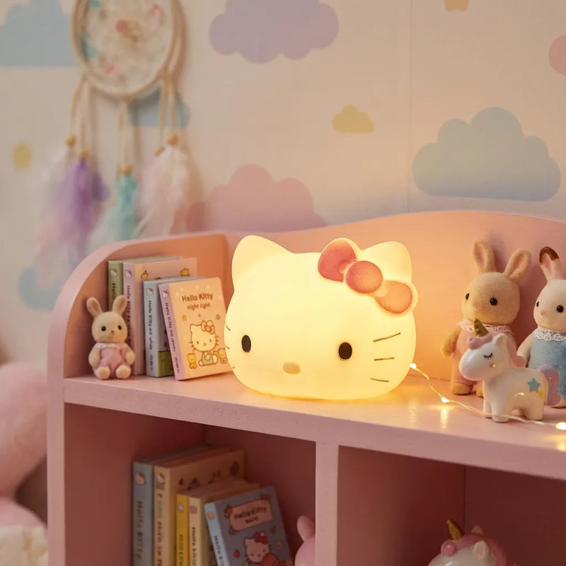 Veilleuse Hello Kitty grosse tete silicone allumee lumiere chaude etagere chambre enfant nuit Tendre Veilleuse